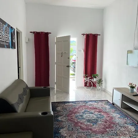 Safiyya Homestay Pantai Cenang  Exterior photo